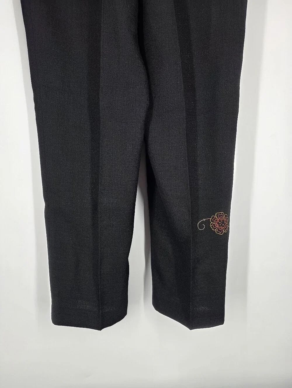 Alfred Dunner Women's Size 10 Black Floral Embroidered Straight Leg Pants